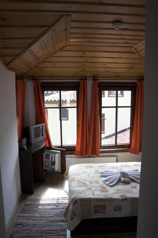 Hotel Old Times Asenovgrad Quarto foto